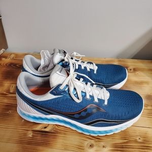 Men's Saucony Kinvara 11 Running Shoes